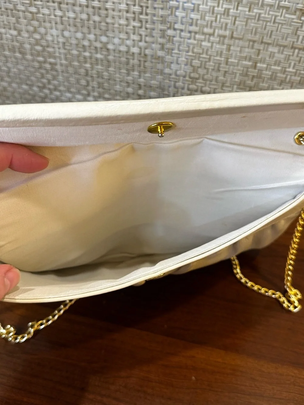 VTG 1970s Ivory Ruched Convertible Envelope Evening Clutch Gold Tone Chain